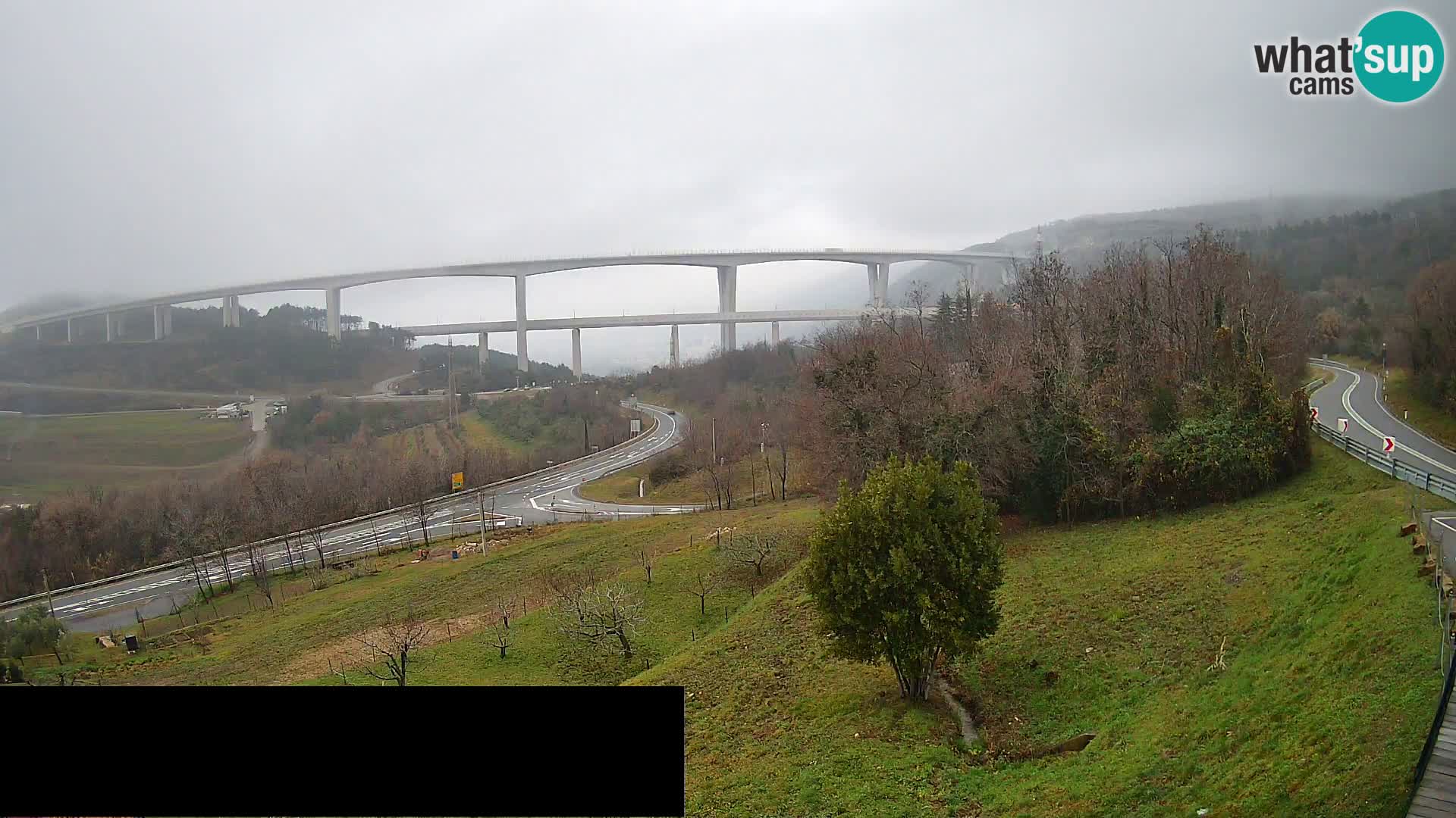 Camera en vivo Črni Kal Viaducto – Viki Burger