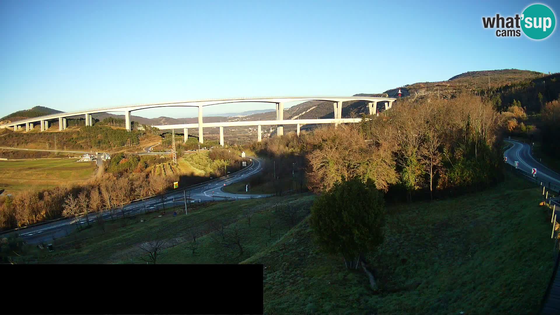 Web kamera Črni Kal Viadukt – pogled sa Viki Burgerja