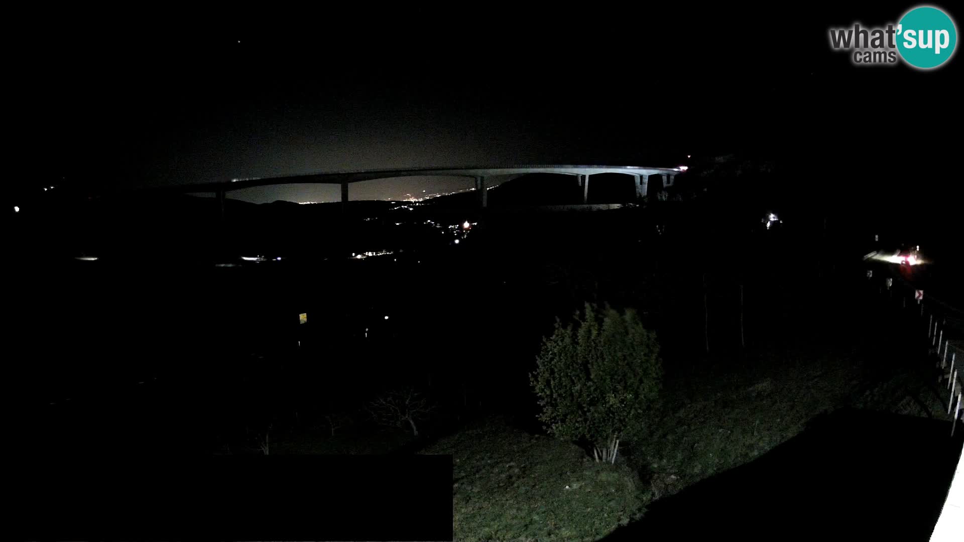 Web kamera Črni Kal Viadukt – pogled sa Viki Burgerja