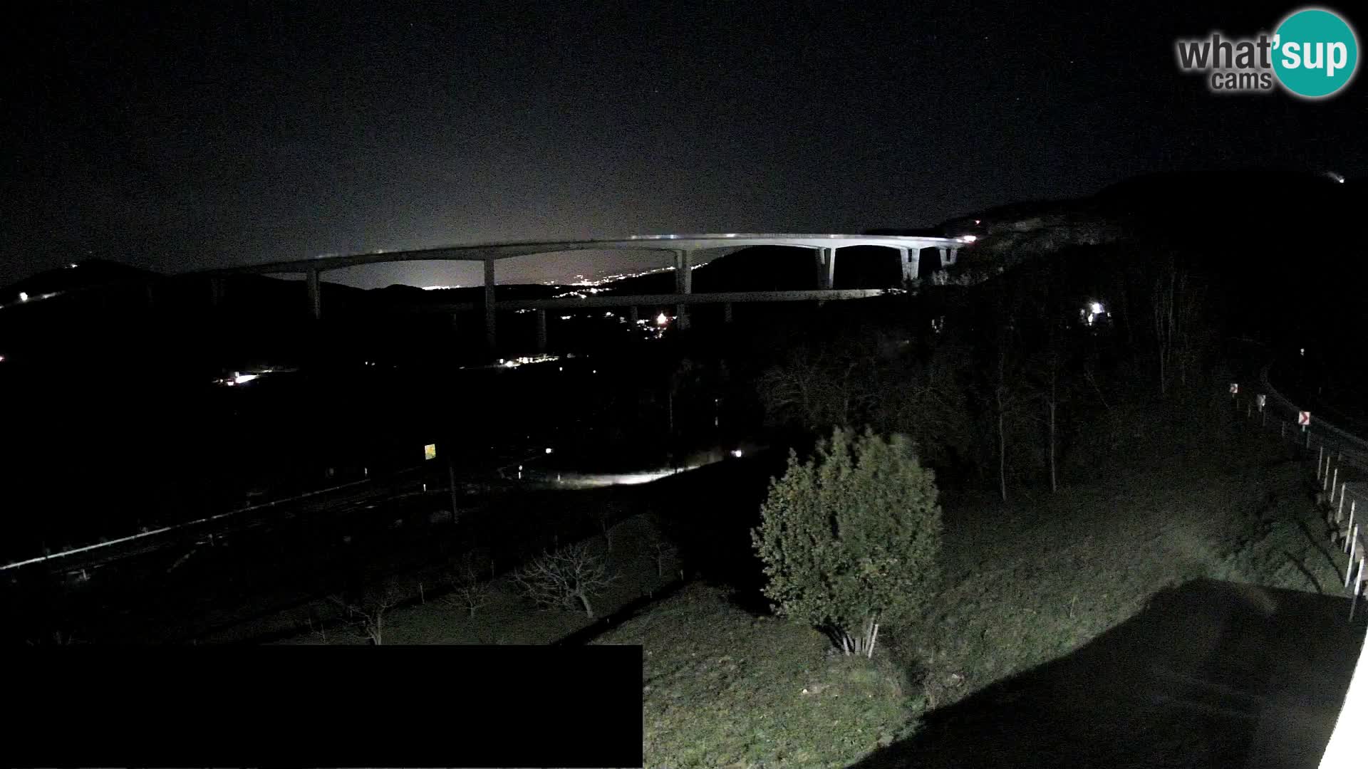 Camera en vivo Črni Kal Viaducto – Viki Burger