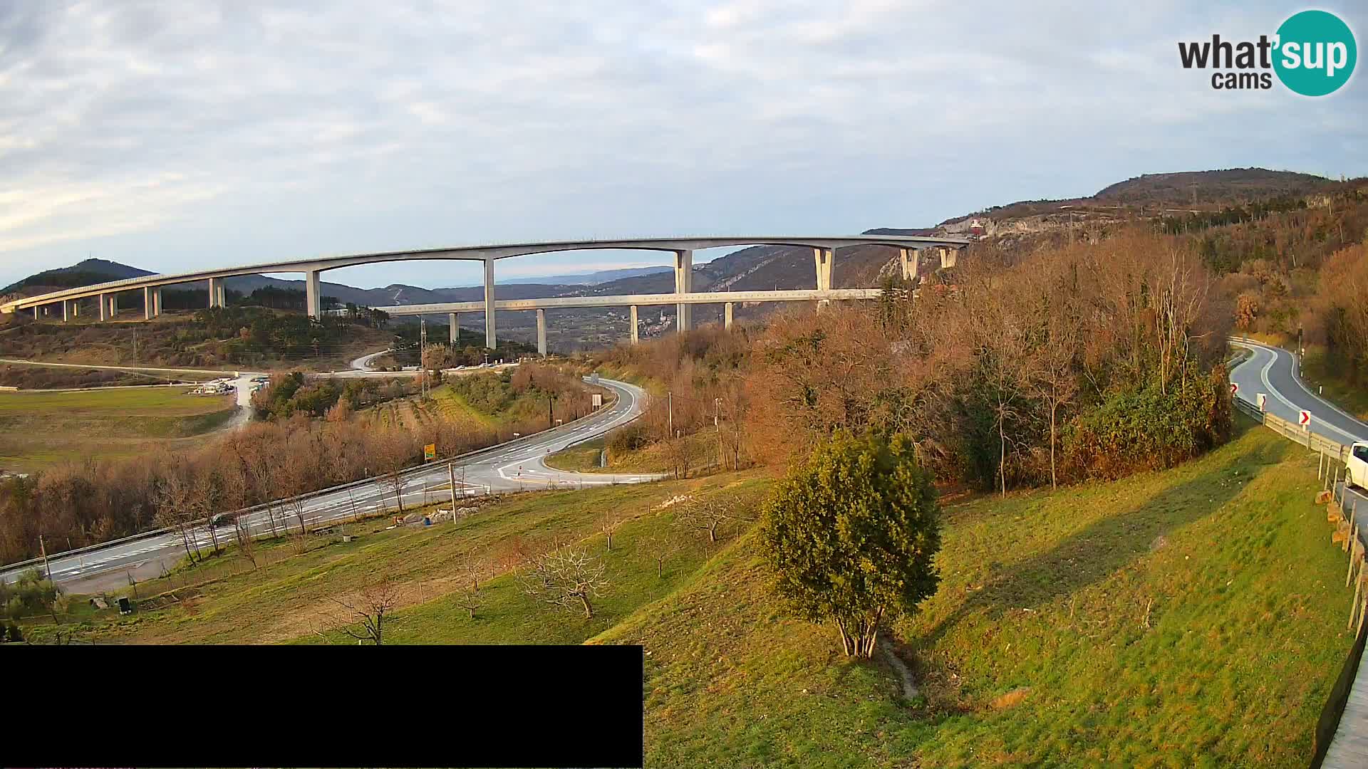 Web kamera Črni Kal Viadukt – pogled sa Viki Burgerja