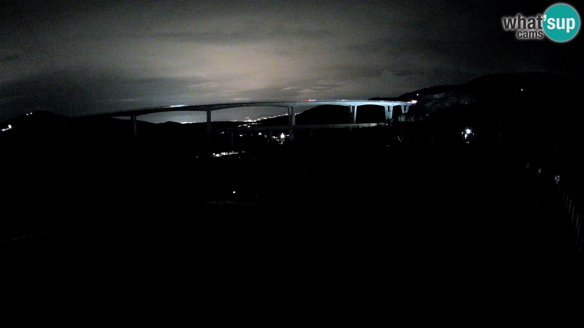 Webcam Črni Kal Viaduct – view from Viki Burger