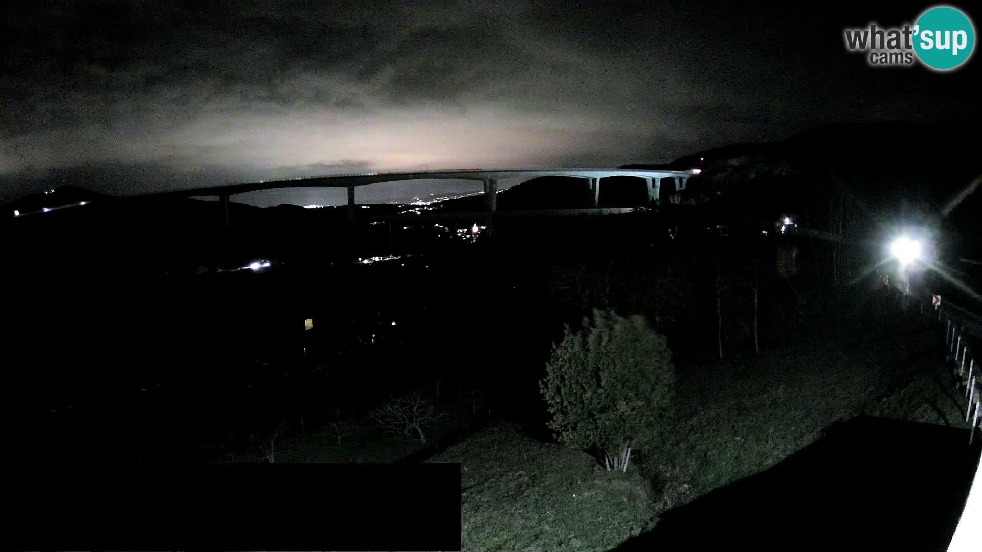 Live cam Črni Kal Viaduc – Viki Burger