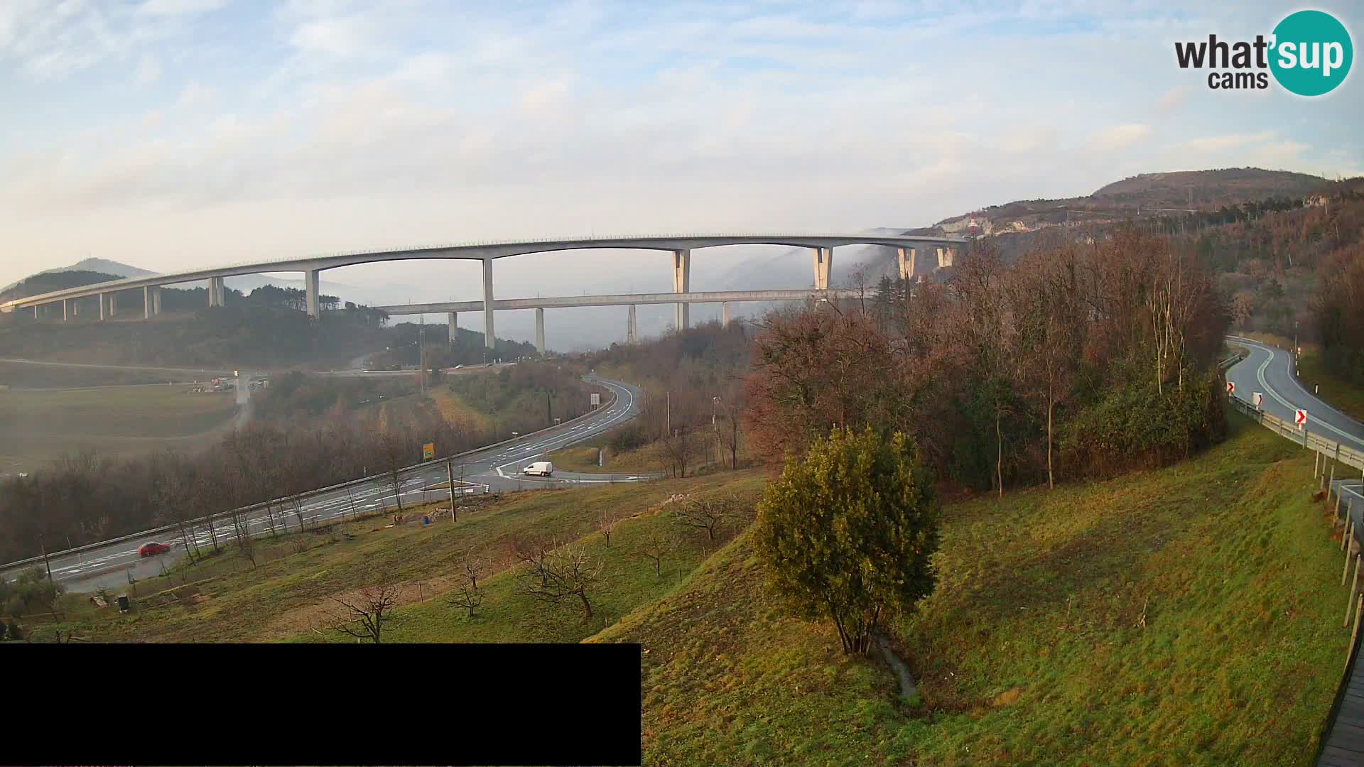 Webcam Črni Kal Viadukt – Viki Burger