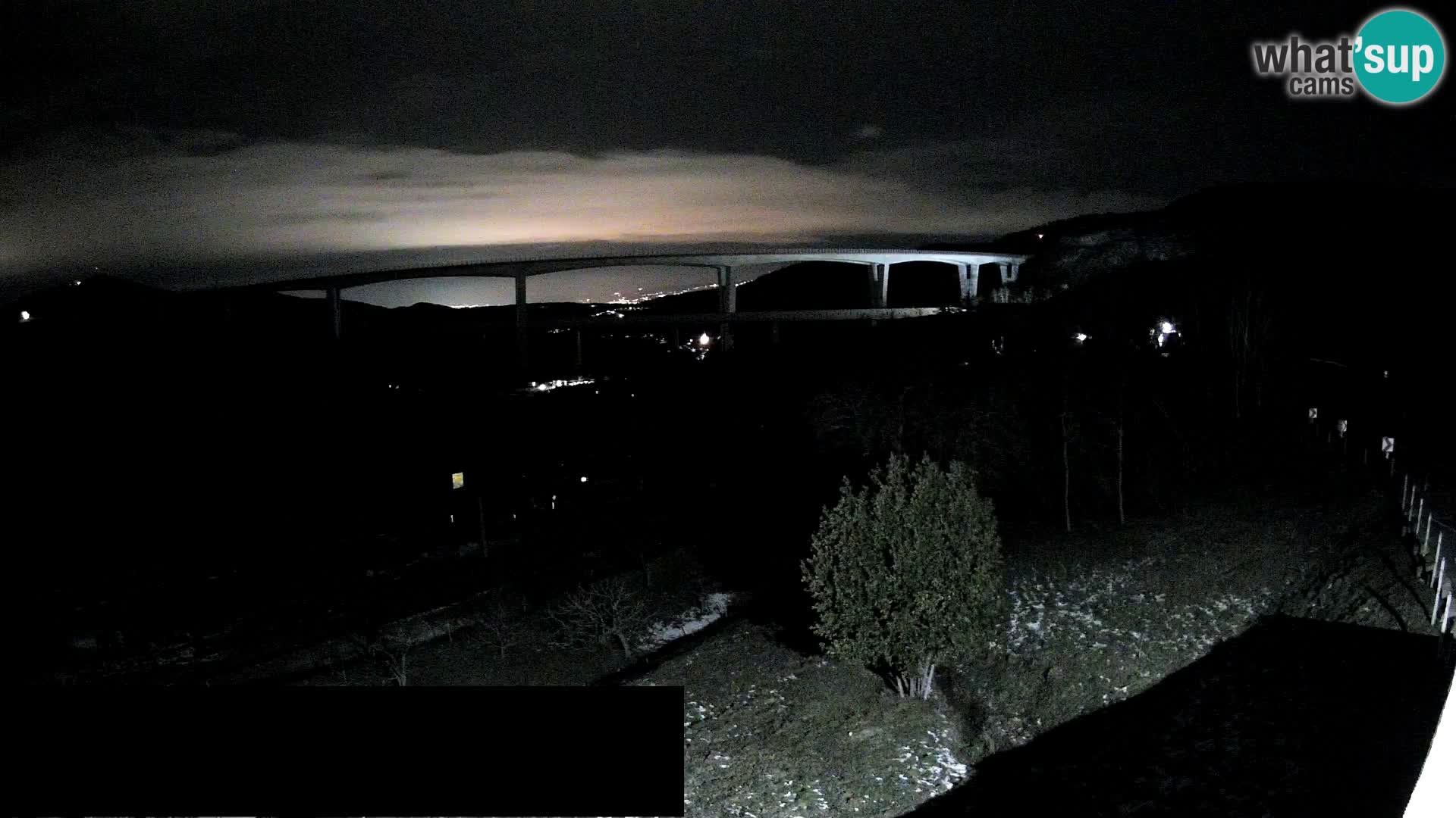 Camera en vivo Črni Kal Viaducto – Viki Burger