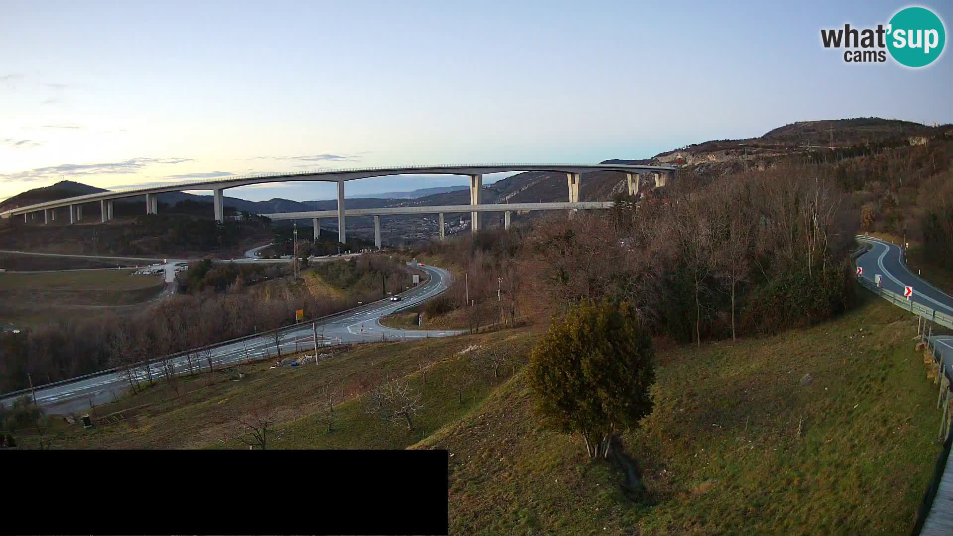 Livecam  Črni Kal Viadotto – panorama dal Viki Burger