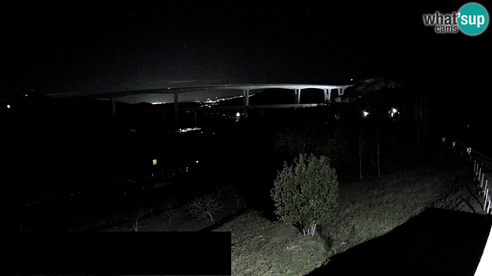 Web kamera Črni Kal Viadukt – pogled sa Viki Burgerja