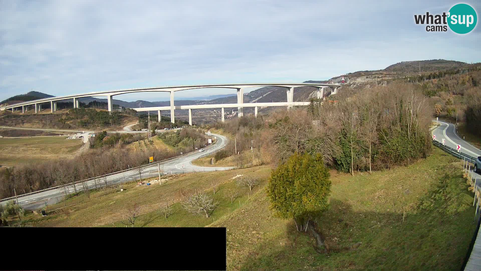 Kamera v živo Črni Kal Viadukt – pogled z Viki Burgerja