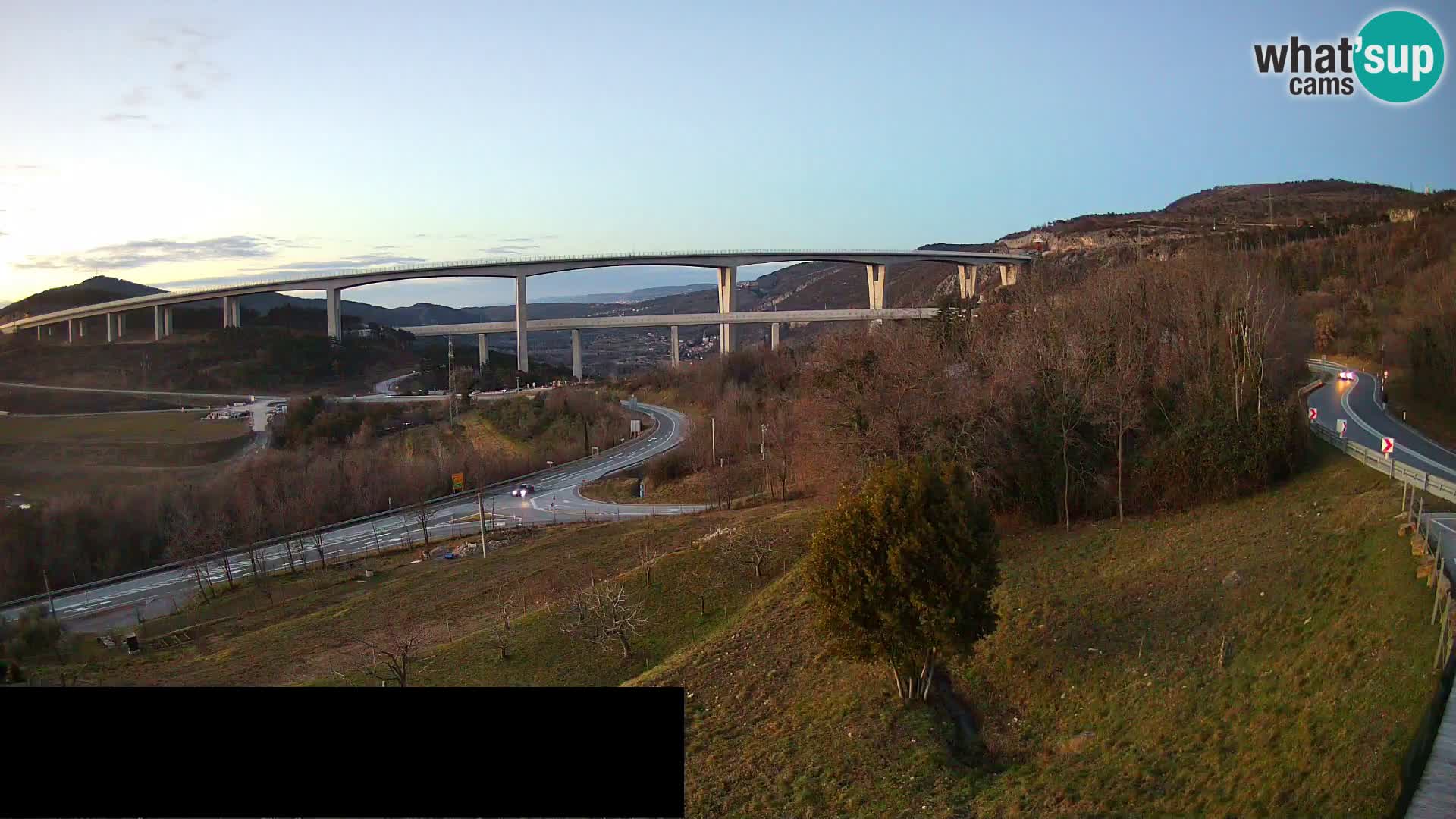 Webcam Črni Kal Viadukt – Viki Burger