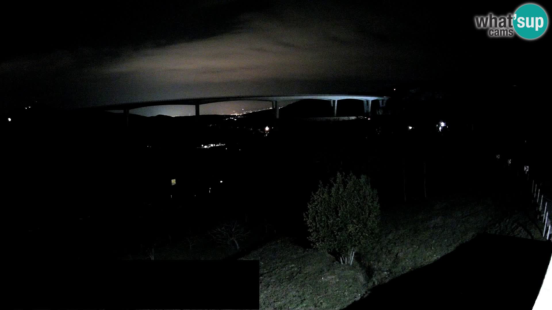 Webcam Črni Kal Viadukt – Viki Burger