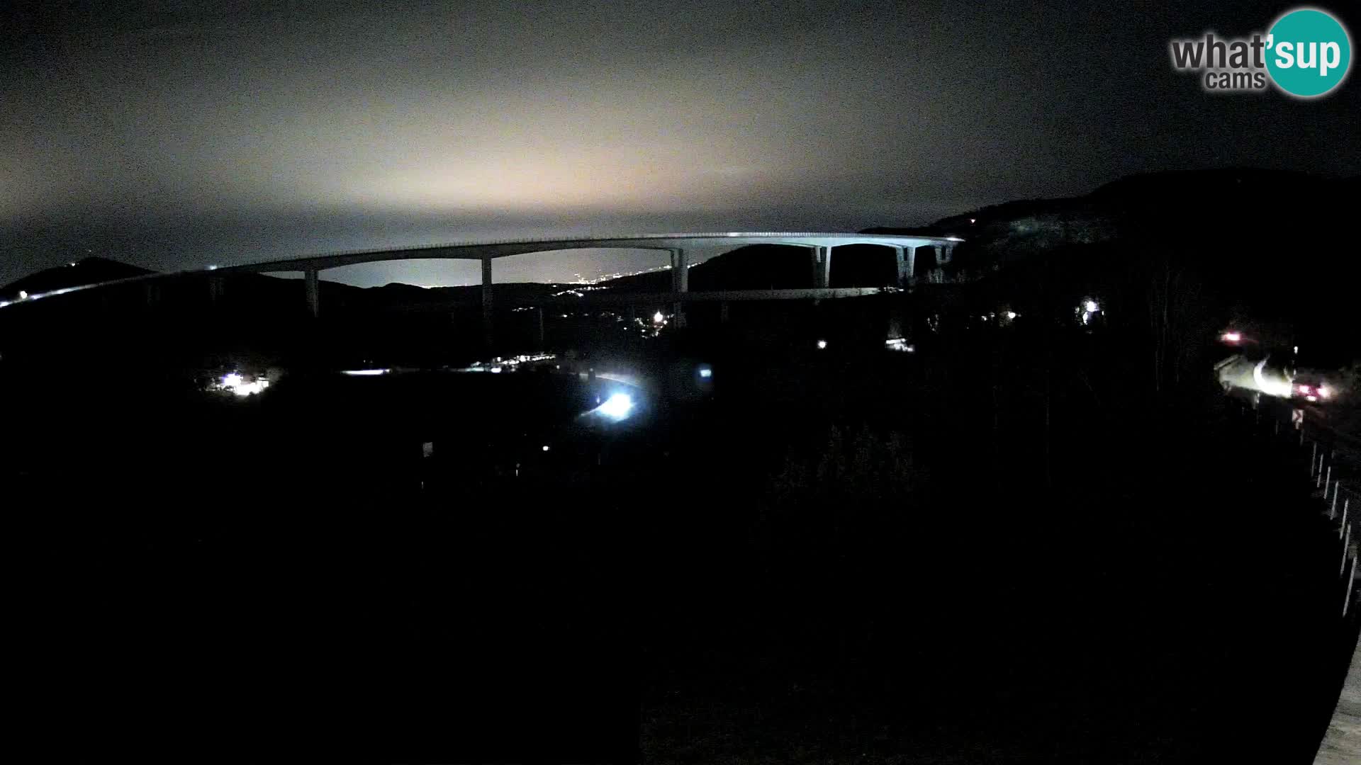 Webcam Črni Kal Viaduct – view from Viki Burger