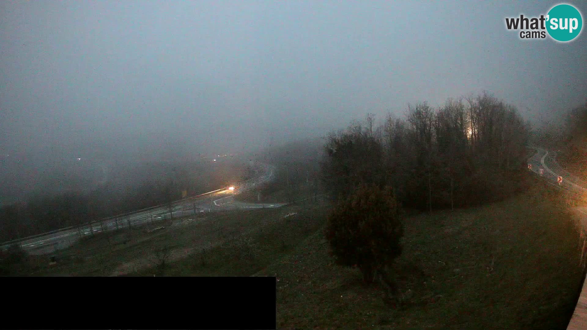 Live cam Črni Kal Viaduc – Viki Burger