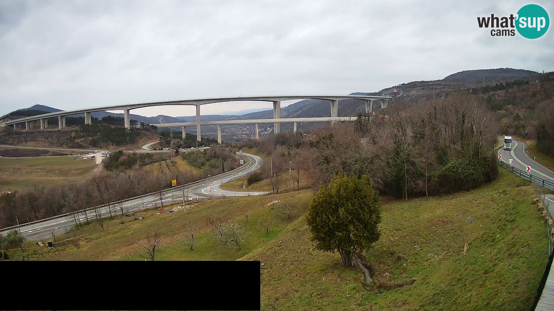 Livecam  Črni Kal Viadotto – panorama dal Viki Burger