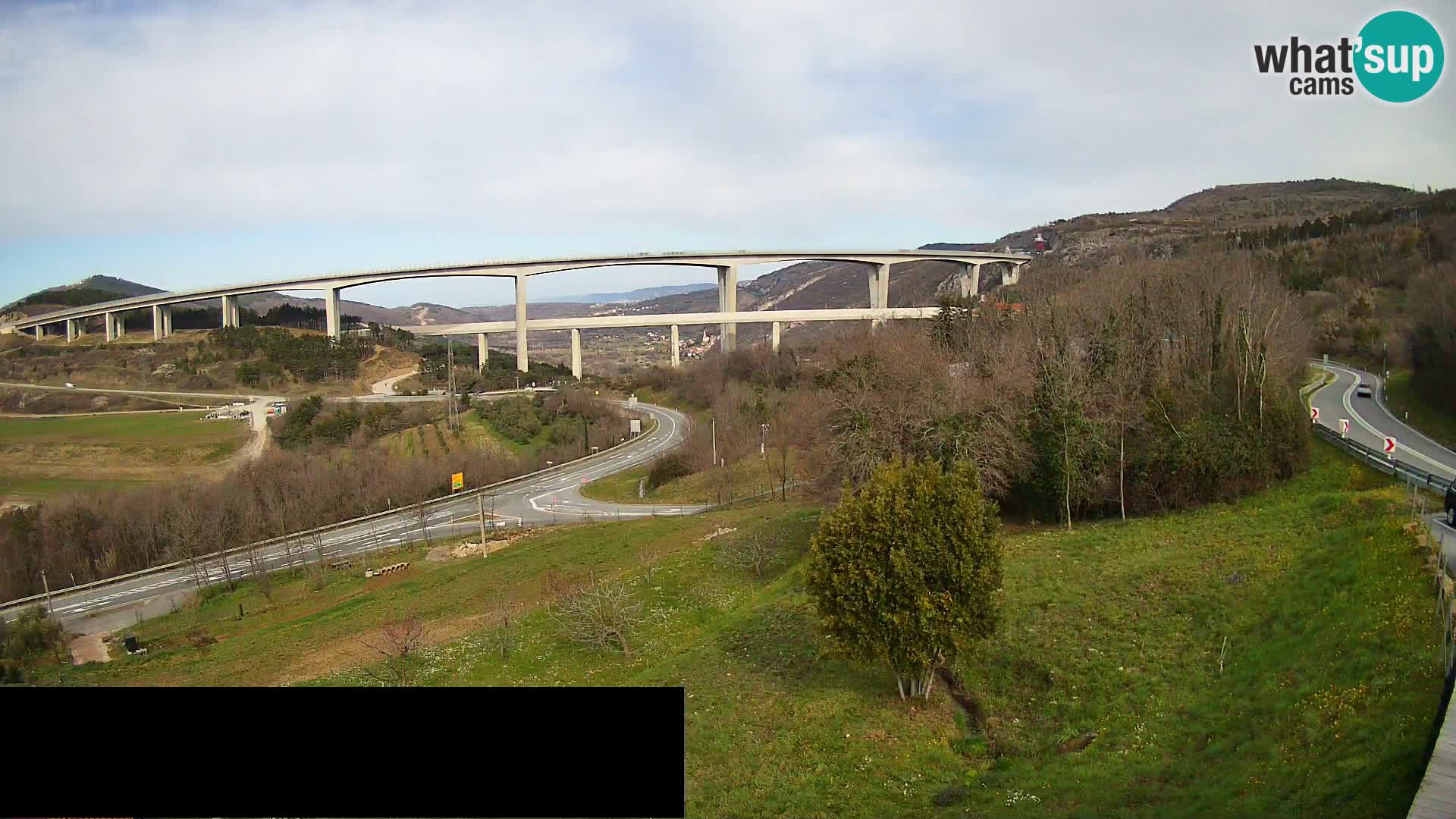 Kamera v živo Črni Kal Viadukt – pogled z Viki Burgerja