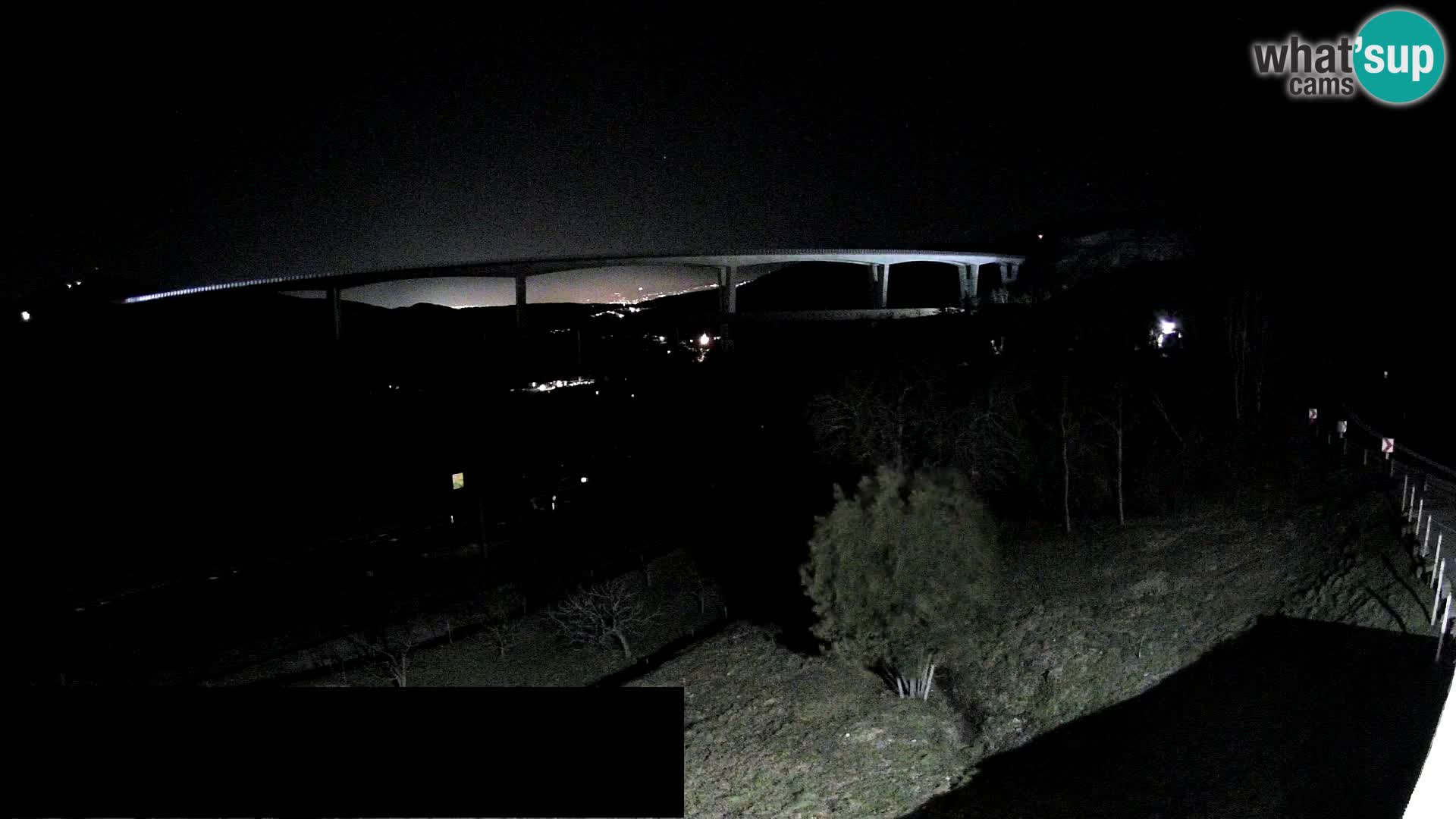 Live cam Črni Kal Viaduc – Viki Burger