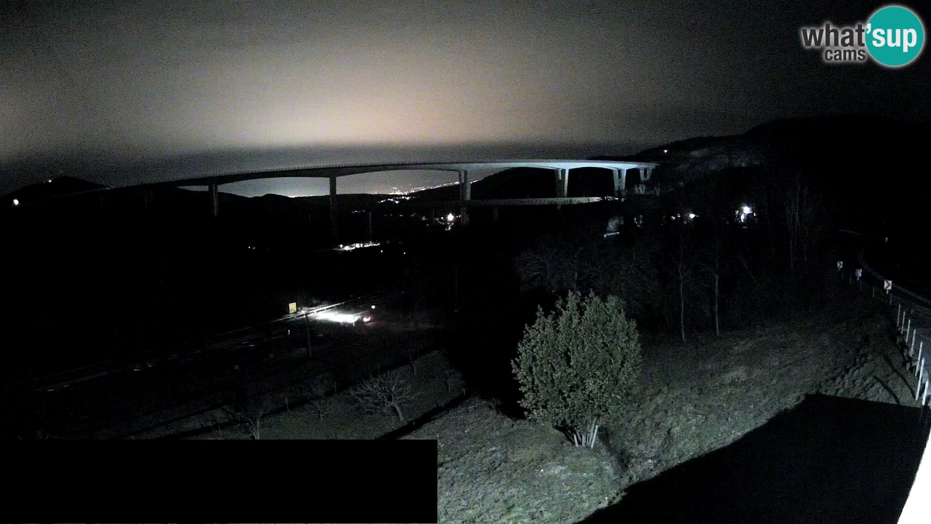 Livecam  Črni Kal Viadotto – panorama dal Viki Burger