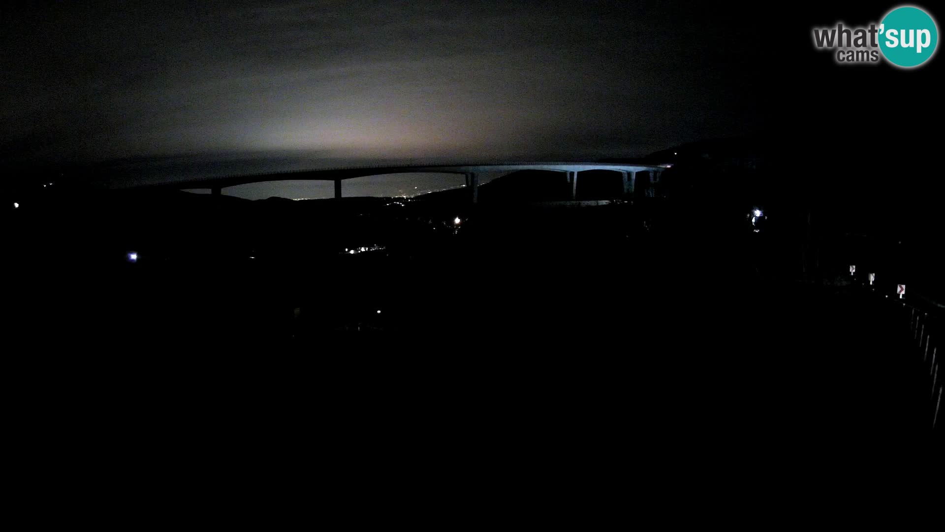 Live cam Črni Kal Viaduc – Viki Burger