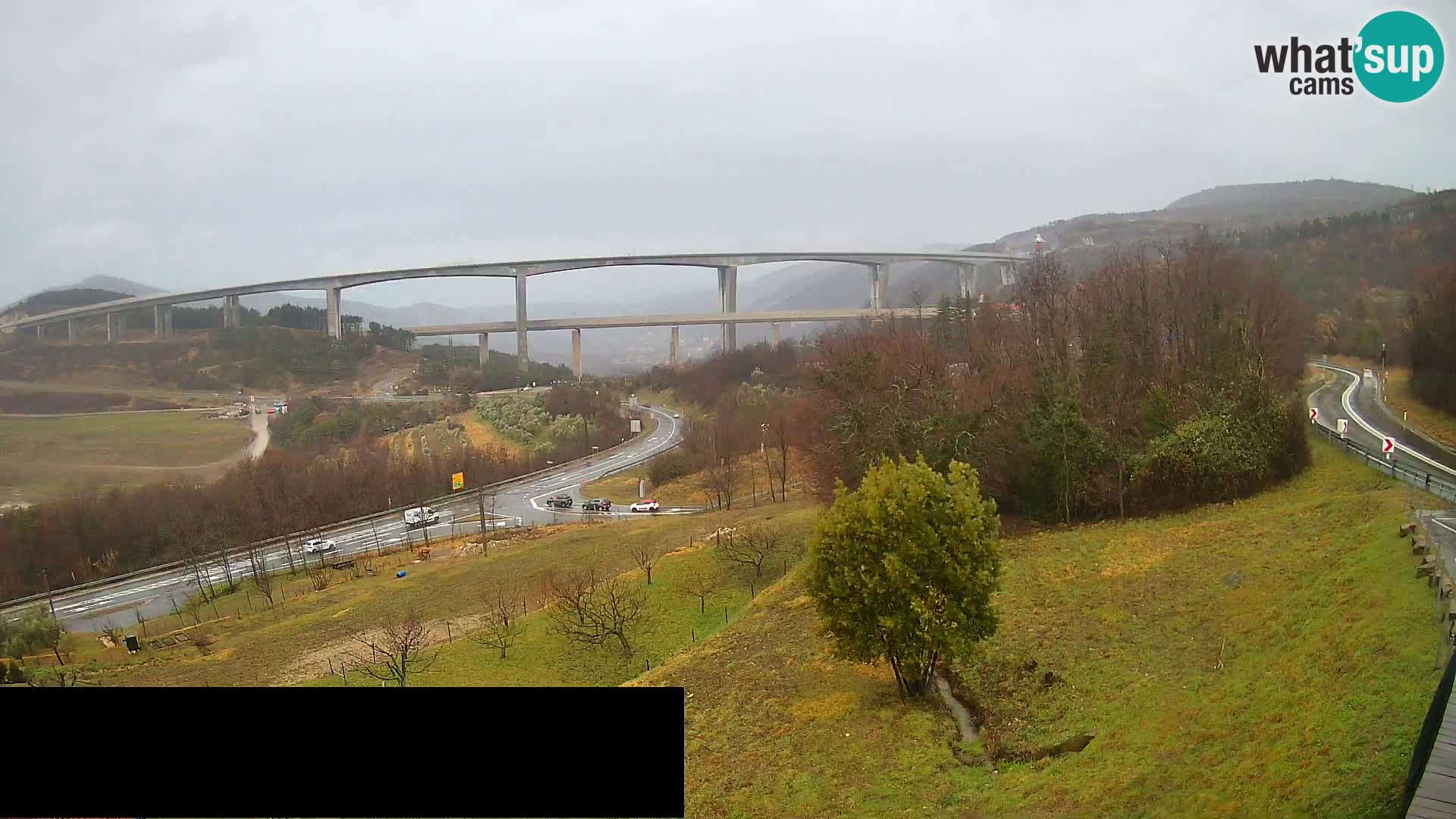 Webcam Črni Kal Viaduct – view from Viki Burger