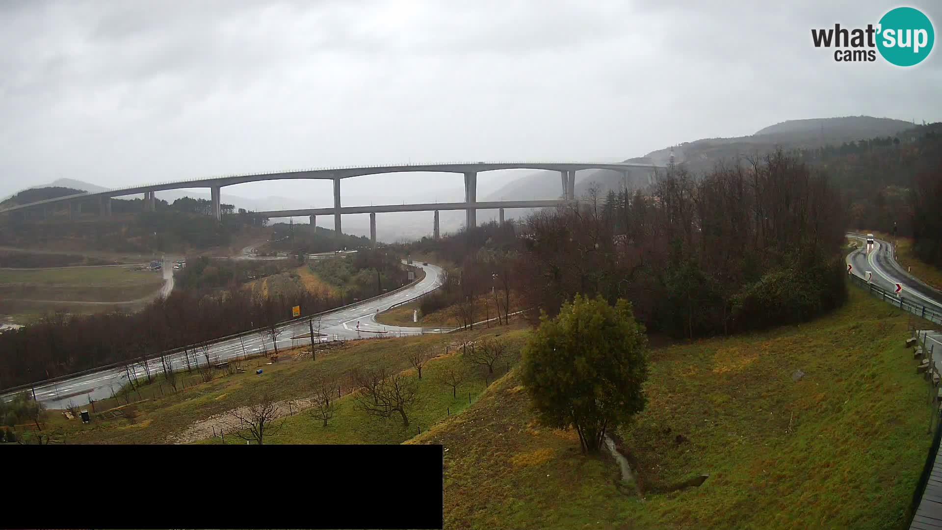 Webcam Črni Kal Viadukt – Viki Burger