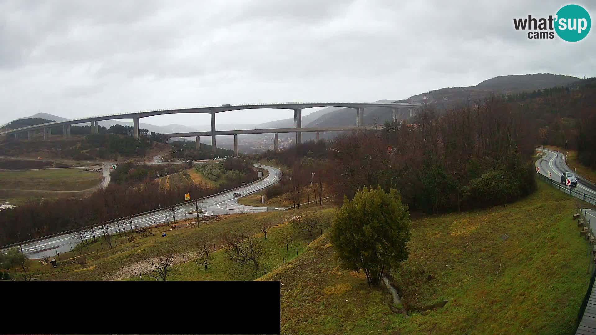 Webcam Črni Kal Viadukt – Viki Burger