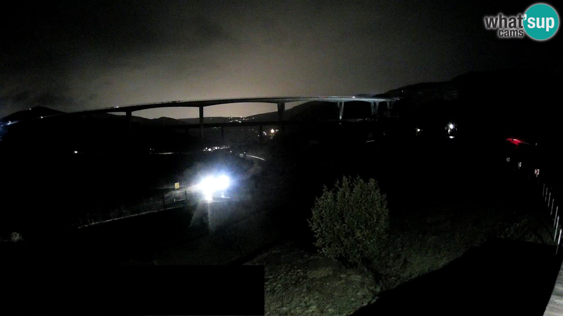Live cam Črni Kal Viaduc – Viki Burger