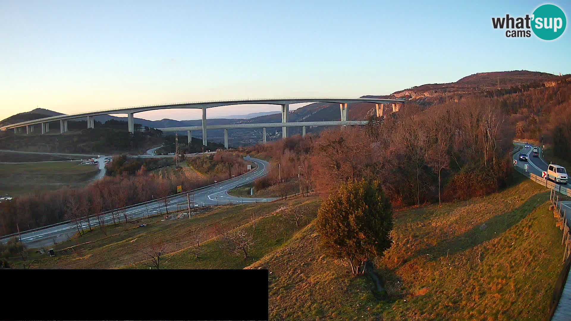 Livecam  Črni Kal Viadotto – panorama dal Viki Burger