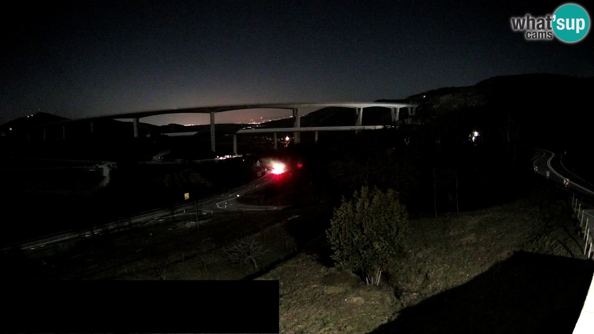 Webcam Črni Kal Viadukt – Viki Burger