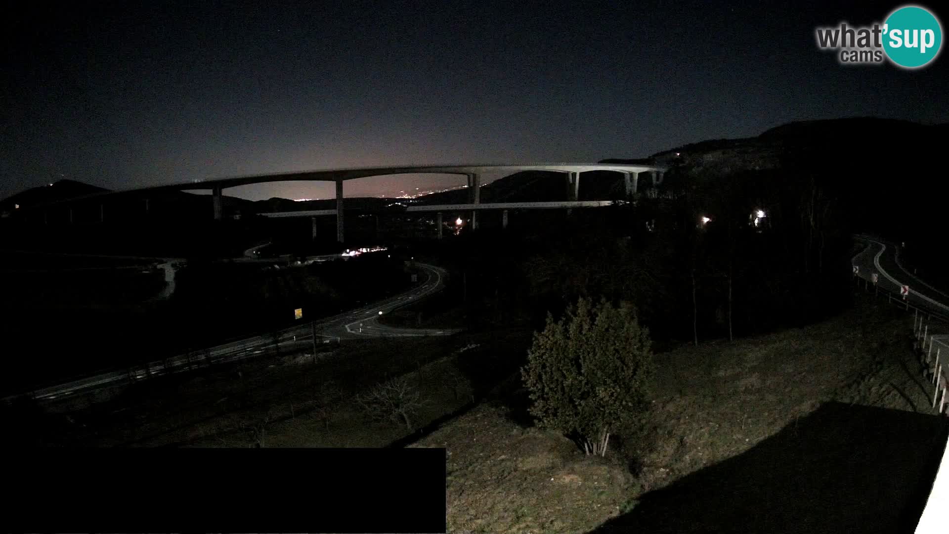 Webcam Črni Kal Viadukt – Viki Burger