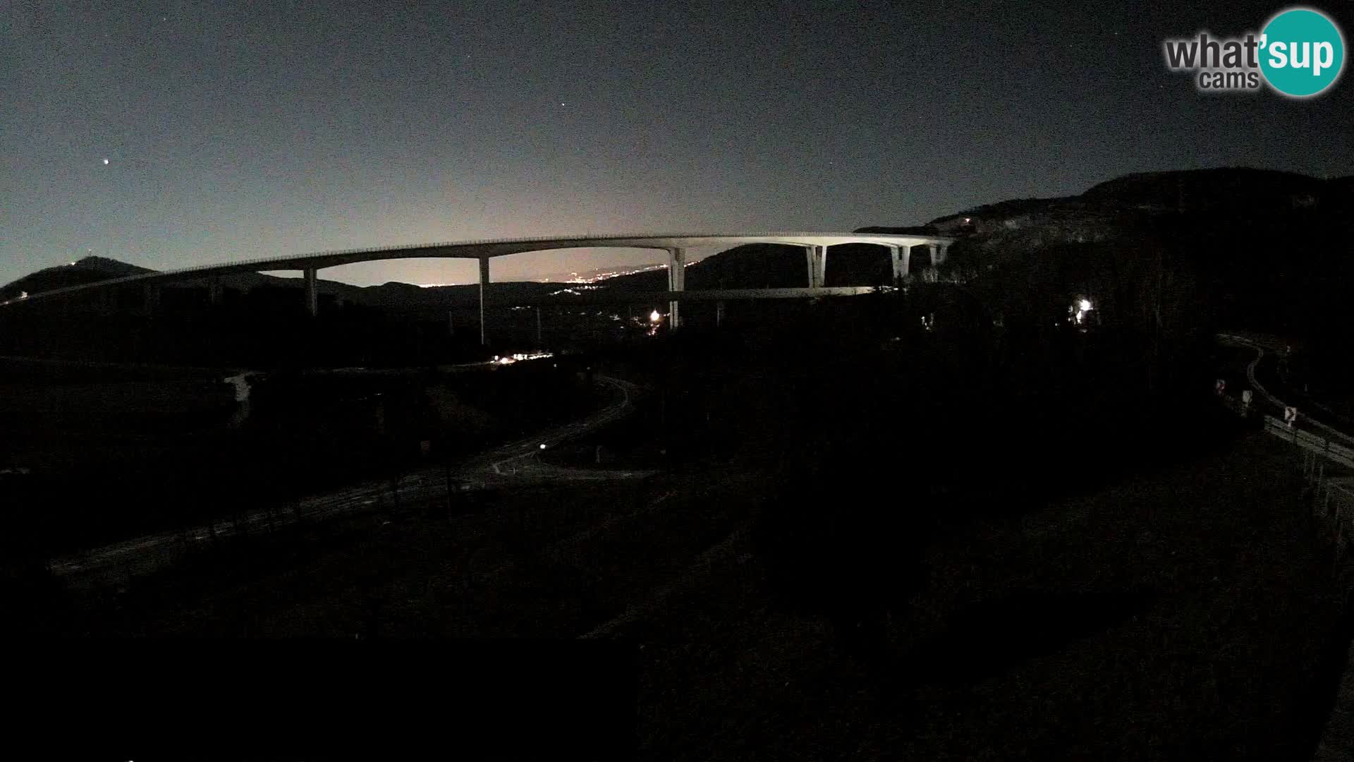 Web kamera Črni Kal Viadukt – pogled sa Viki Burgerja