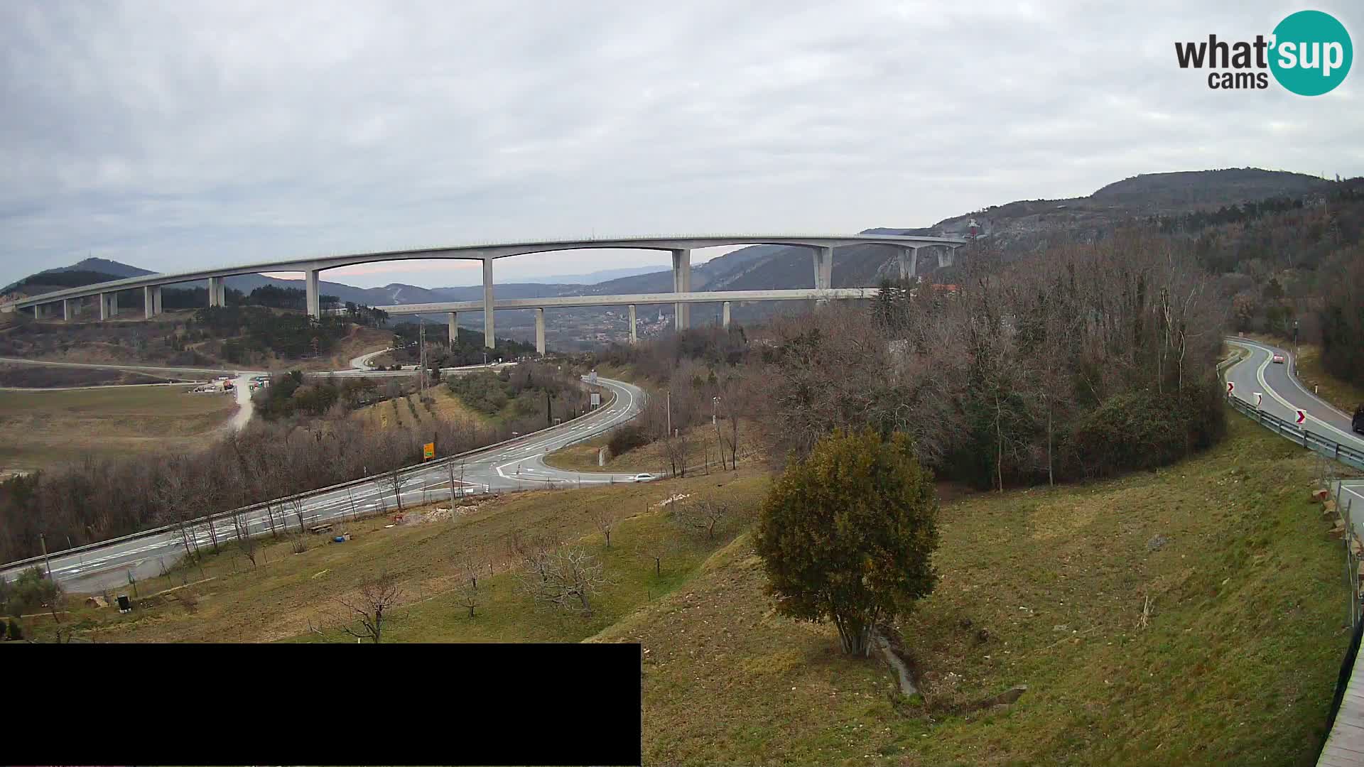 Live cam Črni Kal Viaduc – Viki Burger