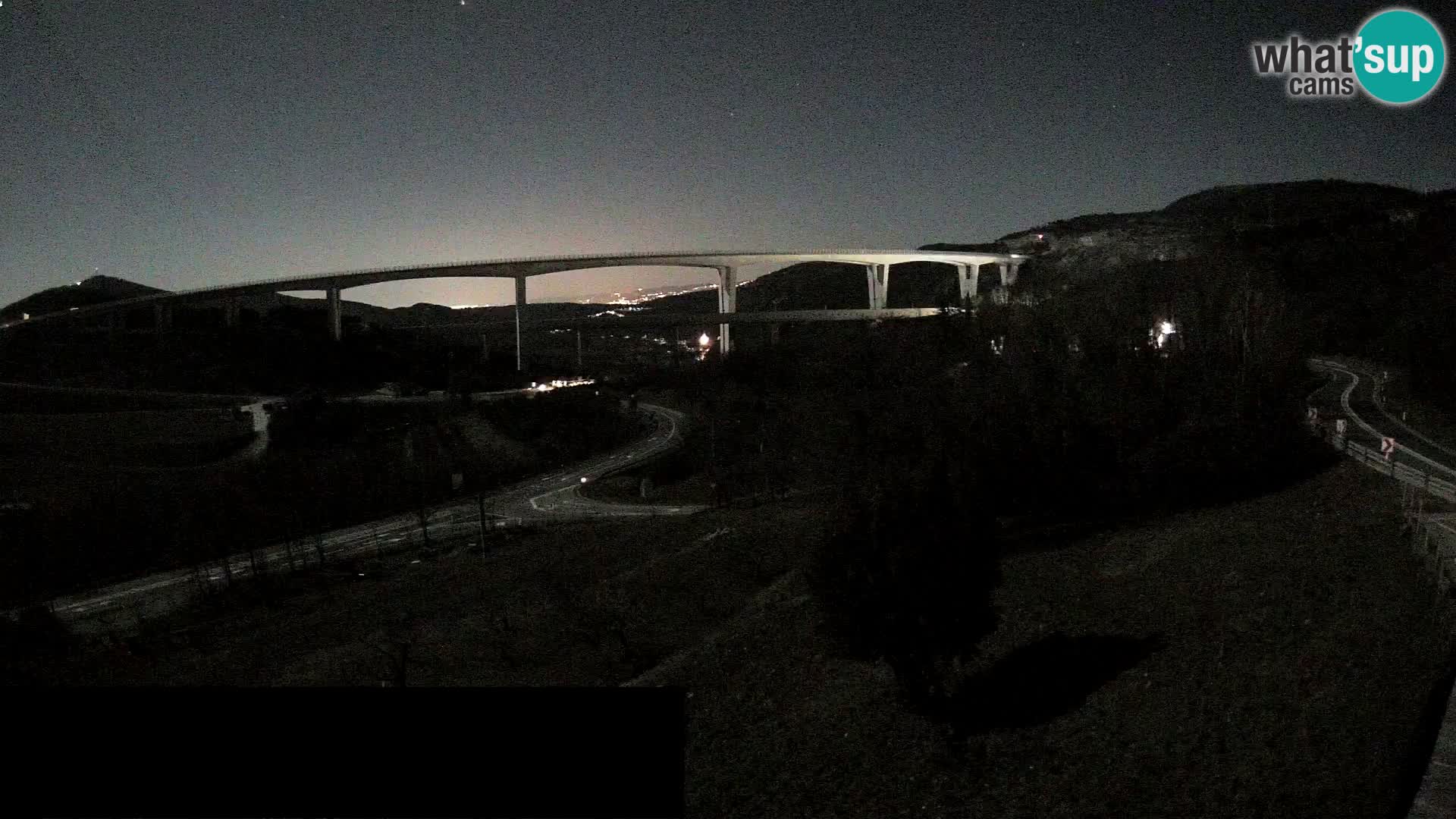 Web kamera Črni Kal Viadukt – pogled sa Viki Burgerja
