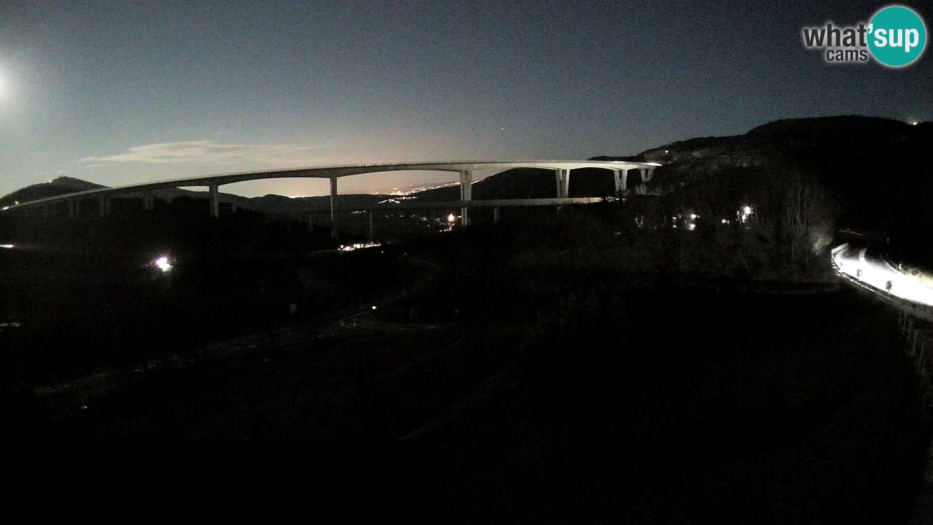 Web kamera Črni Kal Viadukt – pogled sa Viki Burgerja