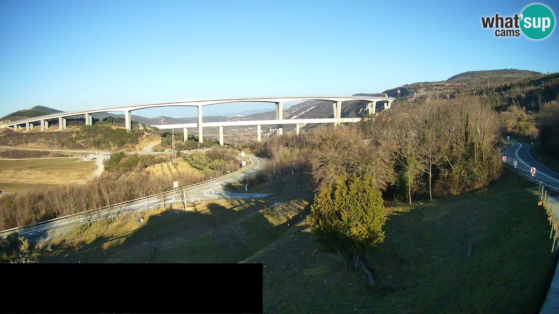 Web kamera Črni Kal Viadukt – pogled sa Viki Burgerja