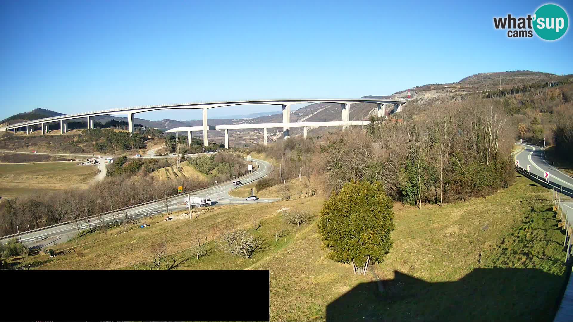 Webcam Črni Kal Viaduct – view from Viki Burger