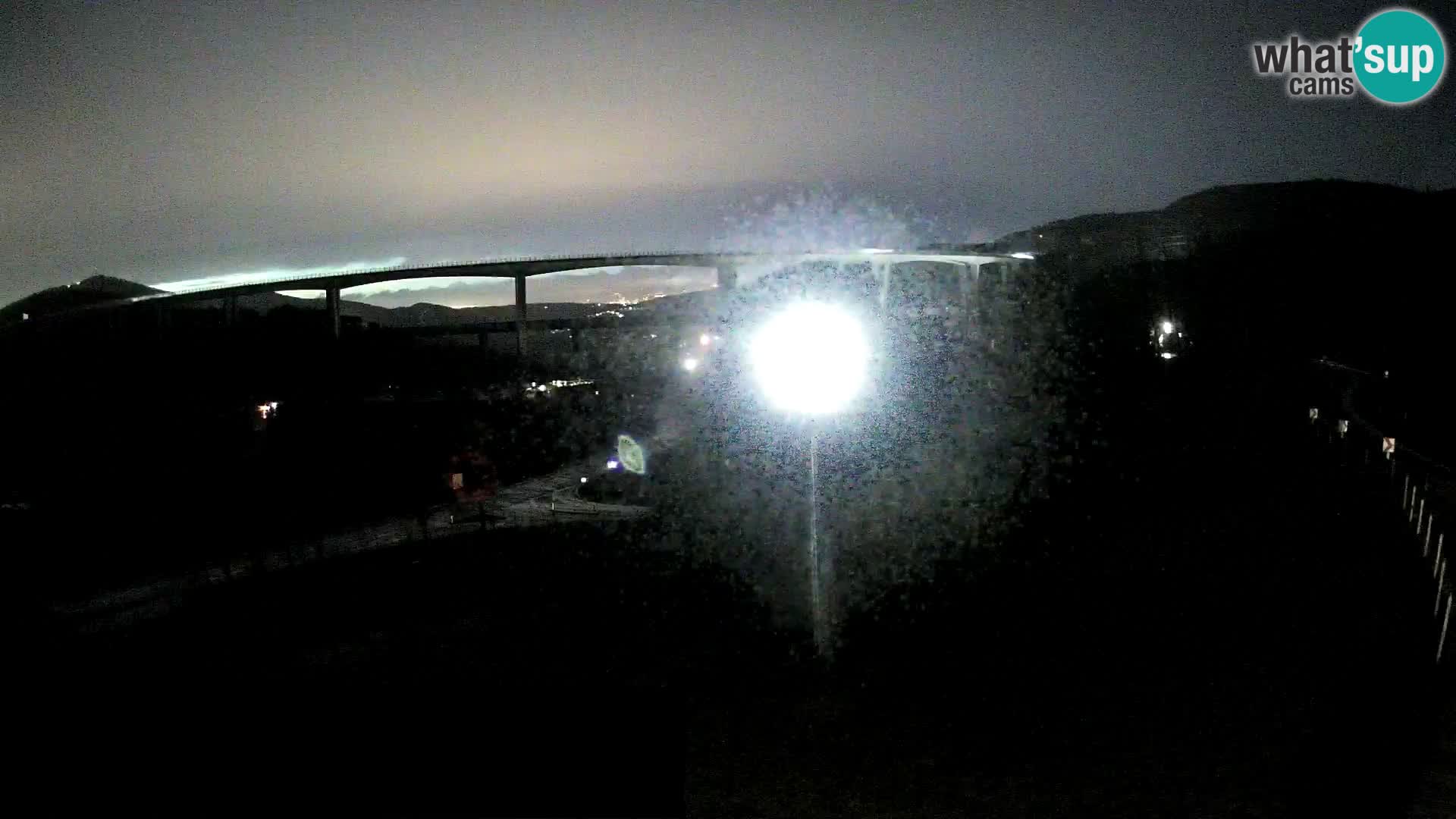 Camera en vivo Črni Kal Viaducto – Viki Burger