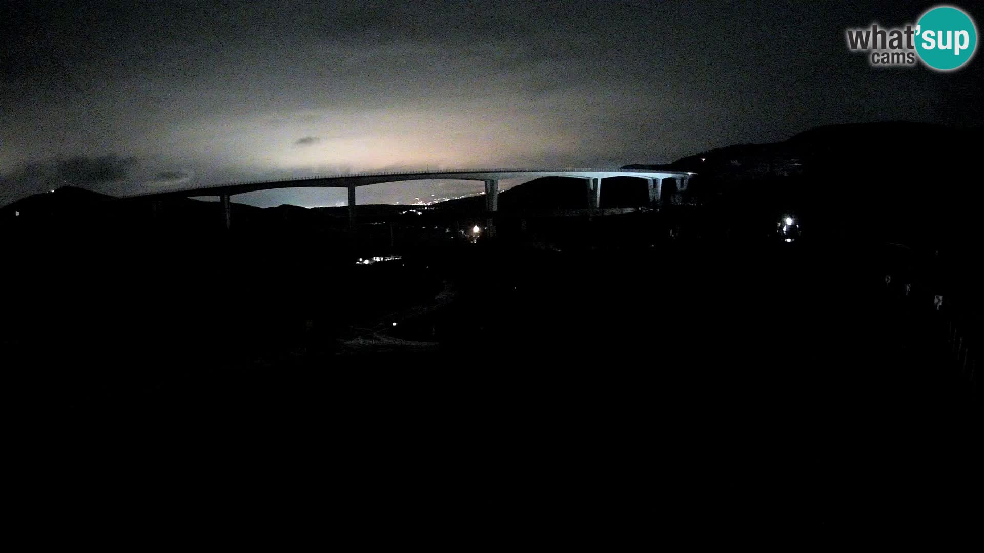Live cam Črni Kal Viaduc – Viki Burger
