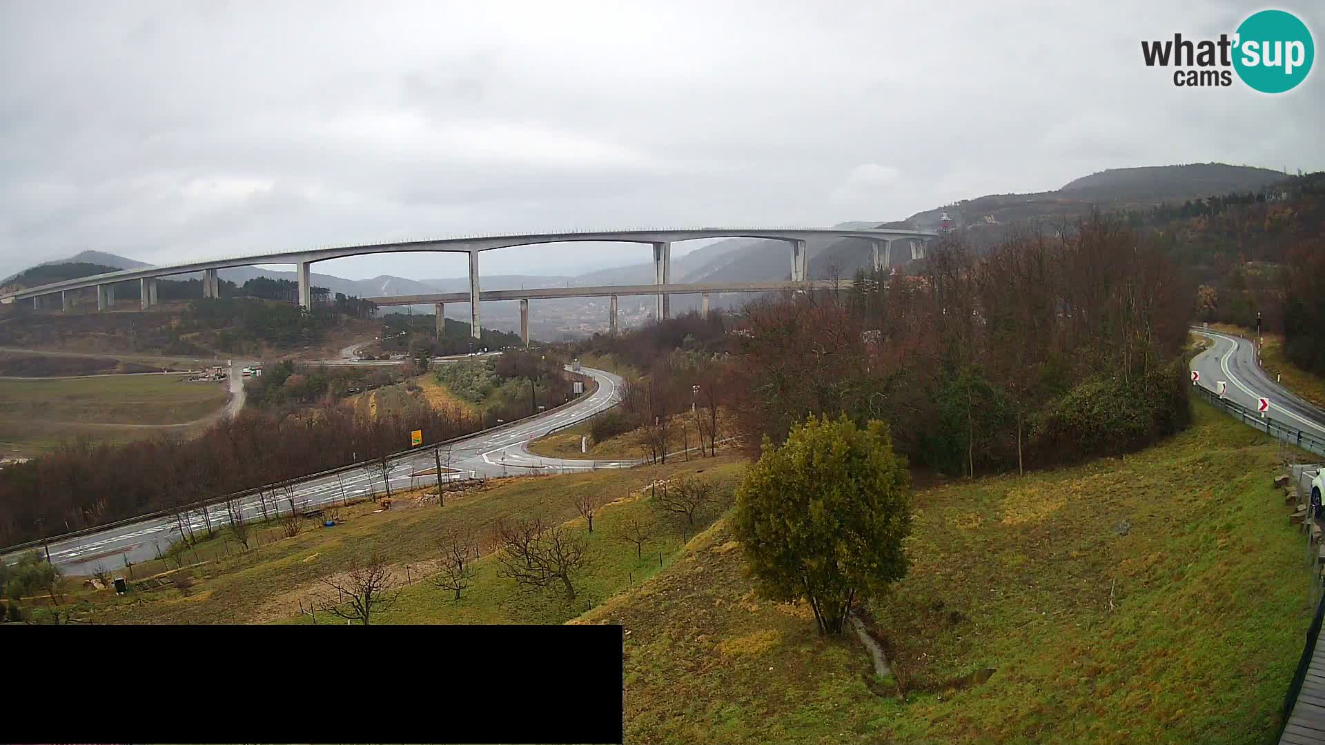 Webcam Črni Kal Viadukt – Viki Burger