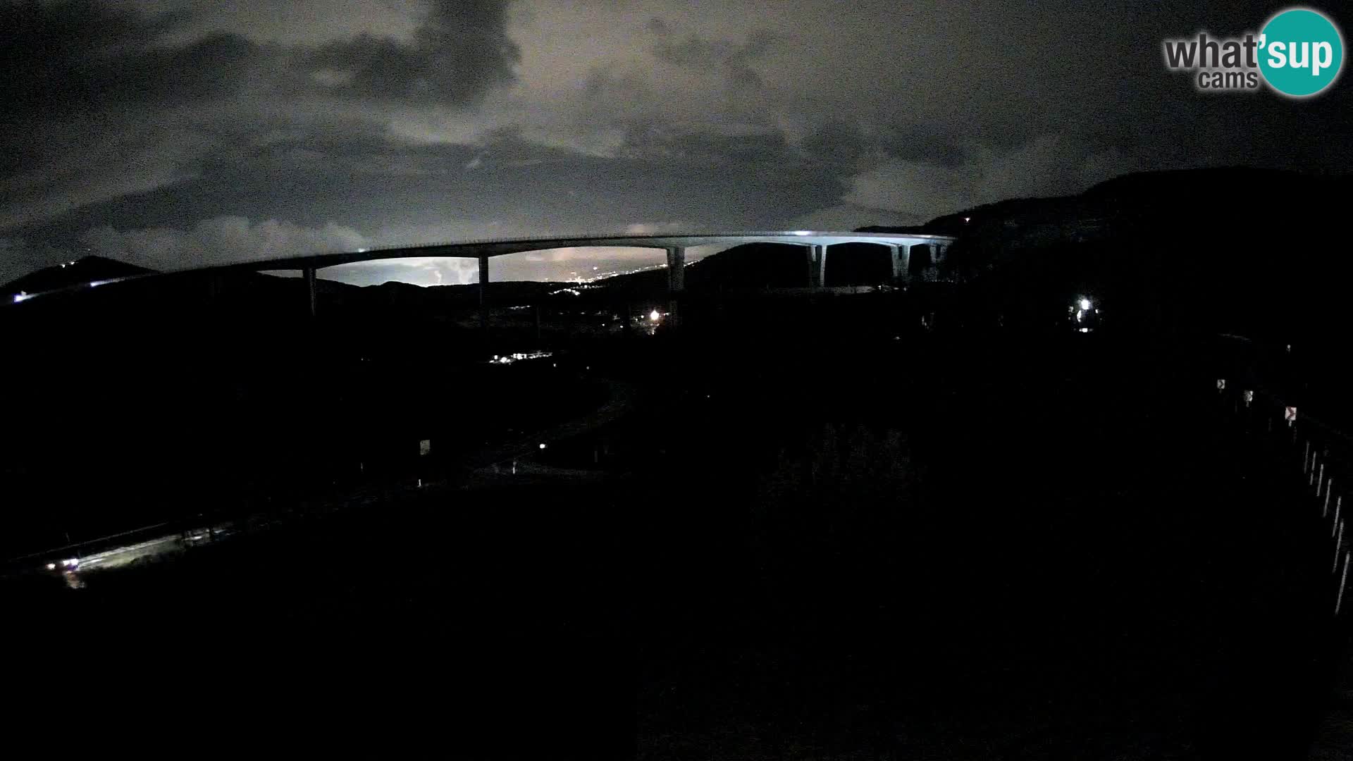 Livecam Črni Kal Viadotto – panorama dal Viki Burger