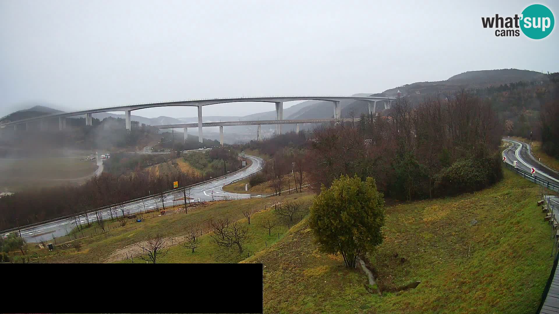 Camera en vivo Črni Kal Viaducto – Viki Burger
