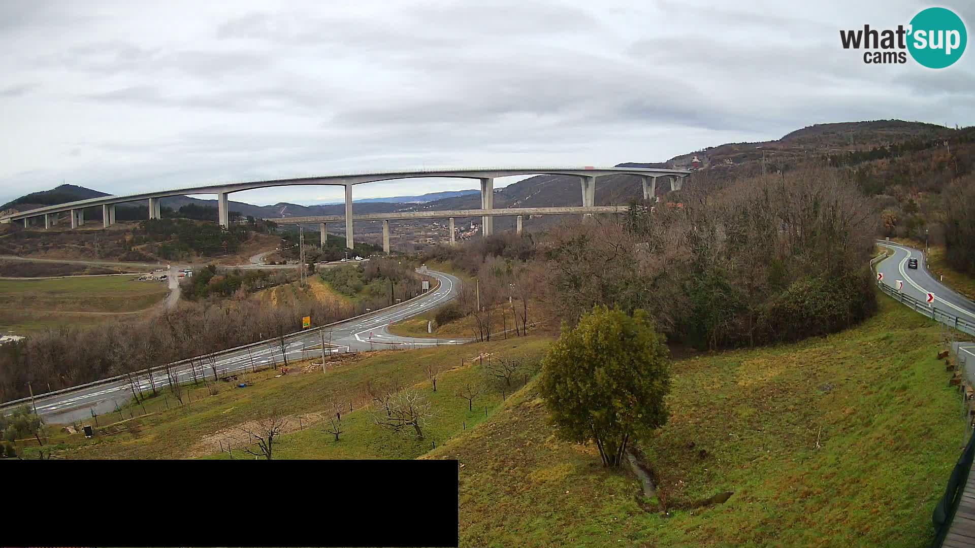 Camera en vivo Črni Kal Viaducto – Viki Burger
