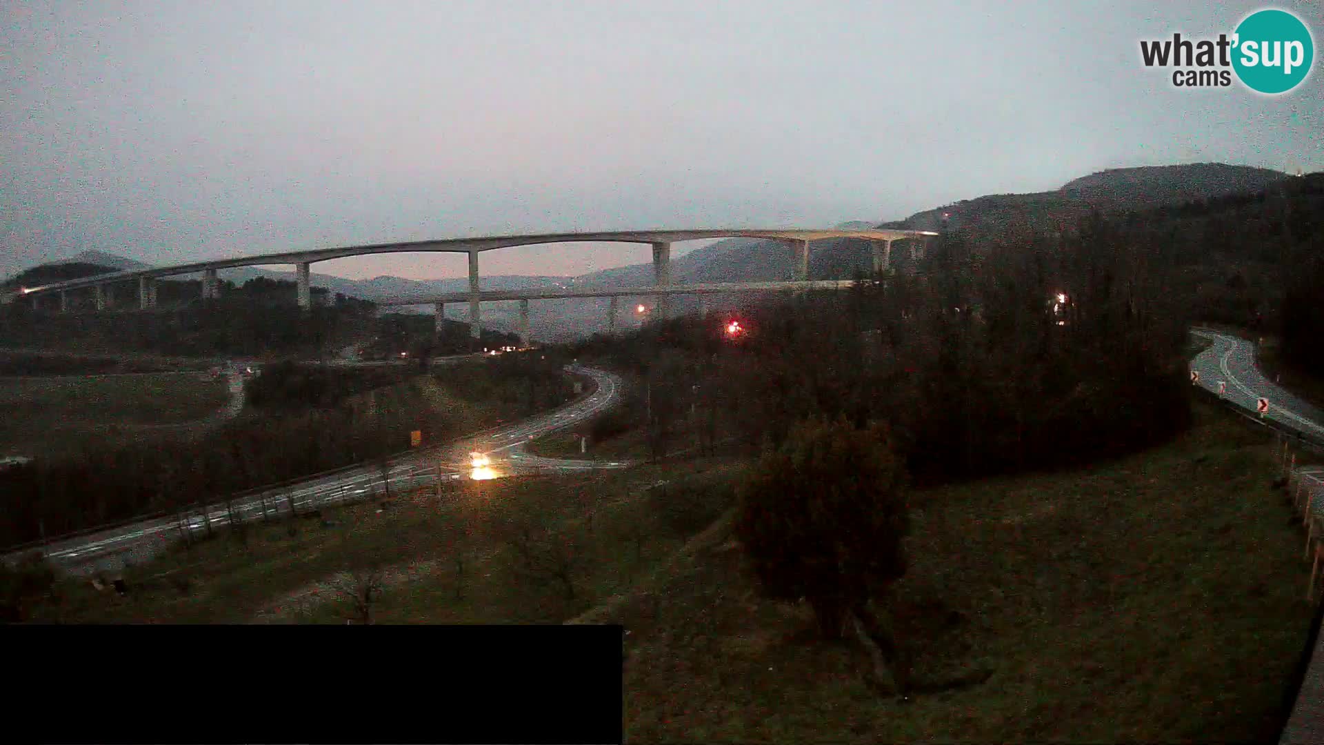 Livecam  Črni Kal Viadotto – panorama dal Viki Burger