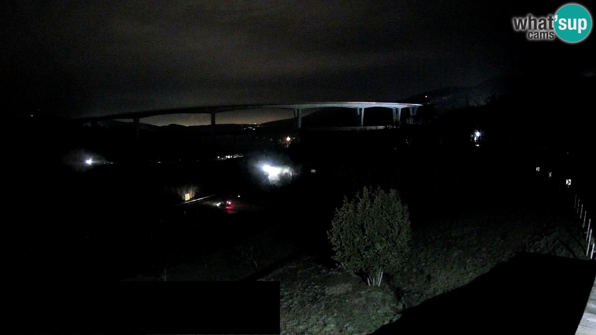 Camera en vivo Črni Kal Viaducto – Viki Burger