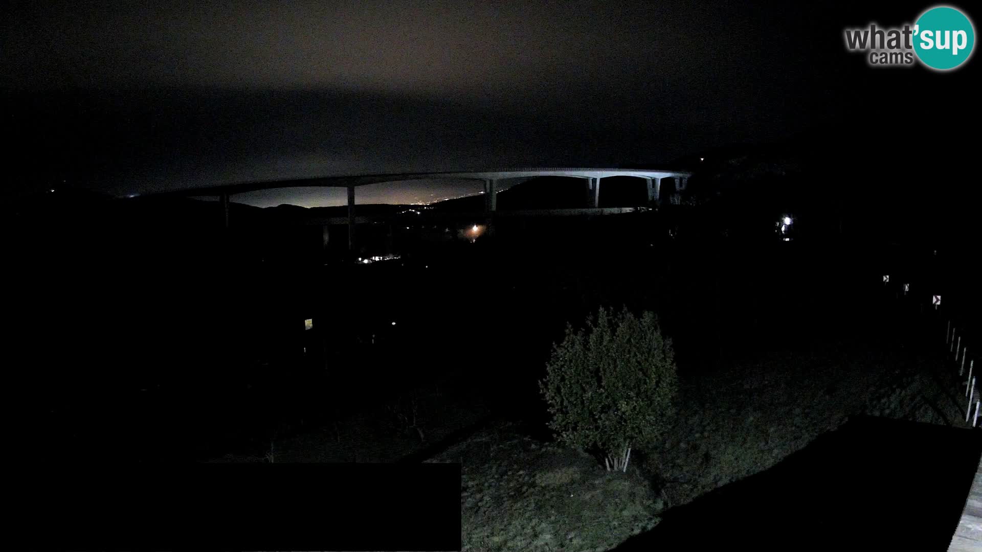 Webcam Črni Kal Viadukt – Viki Burger