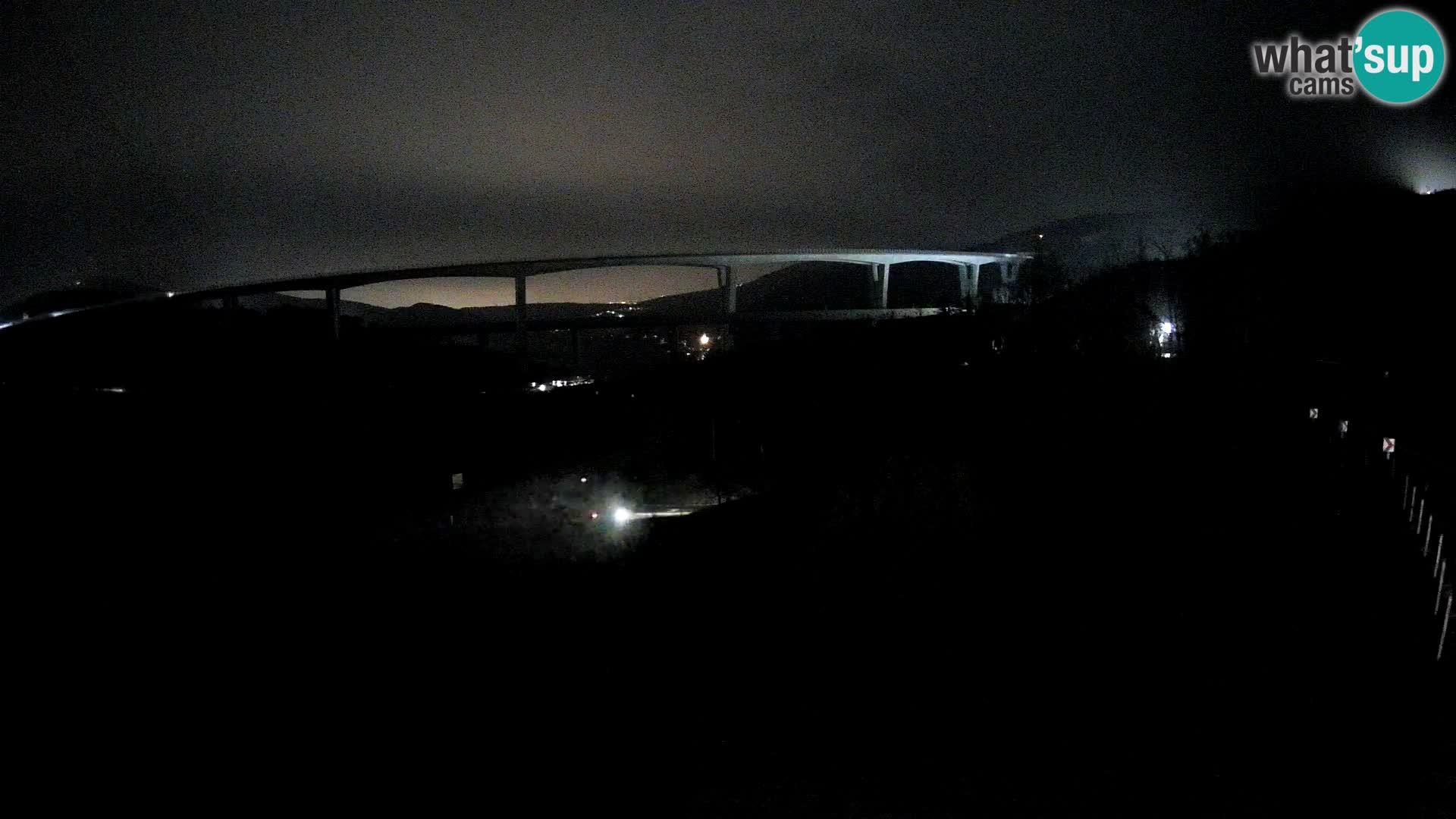 Webcam Črni Kal Viaduct – view from Viki Burger