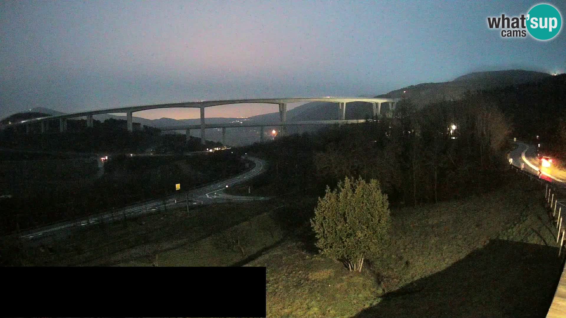 Webcam Črni Kal Viadukt – Viki Burger