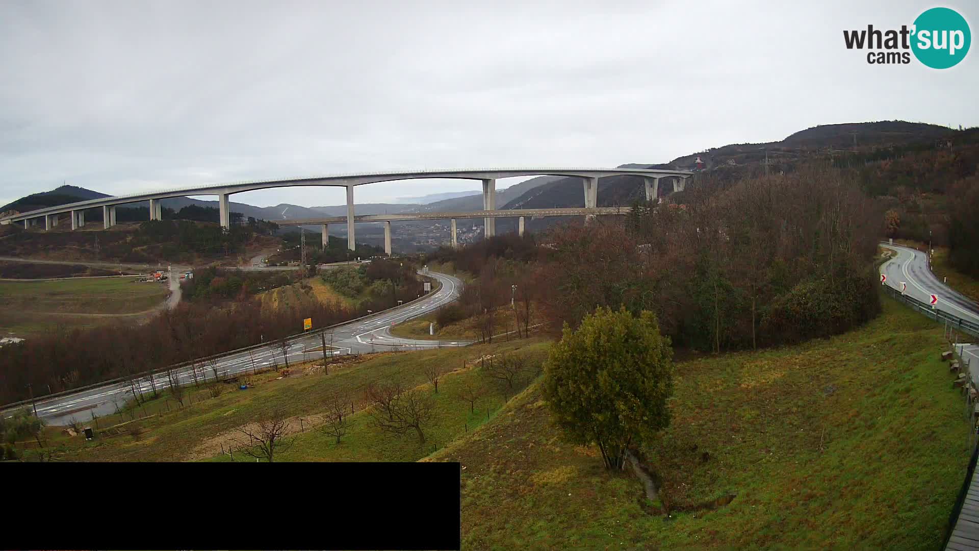 Live cam Črni Kal Viaduc – Viki Burger