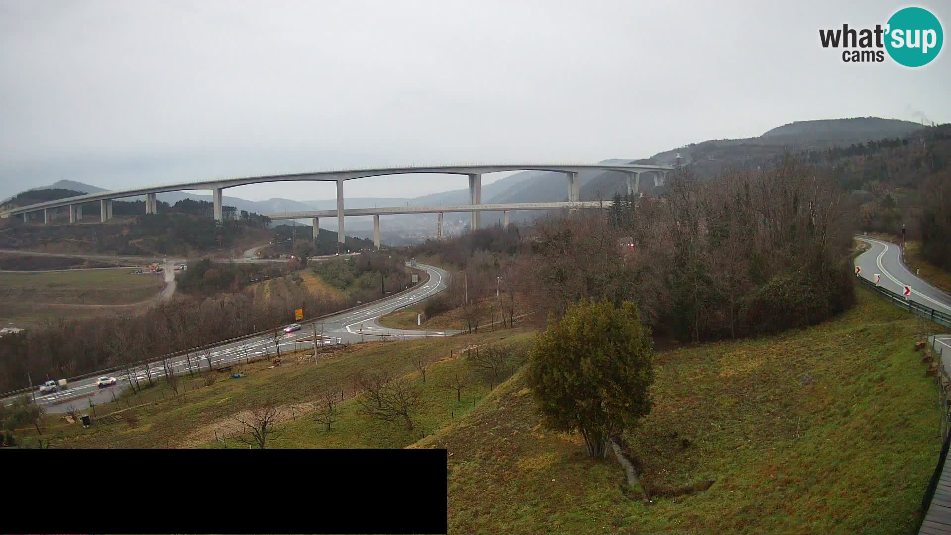 Live cam Črni Kal Viaduc – Viki Burger