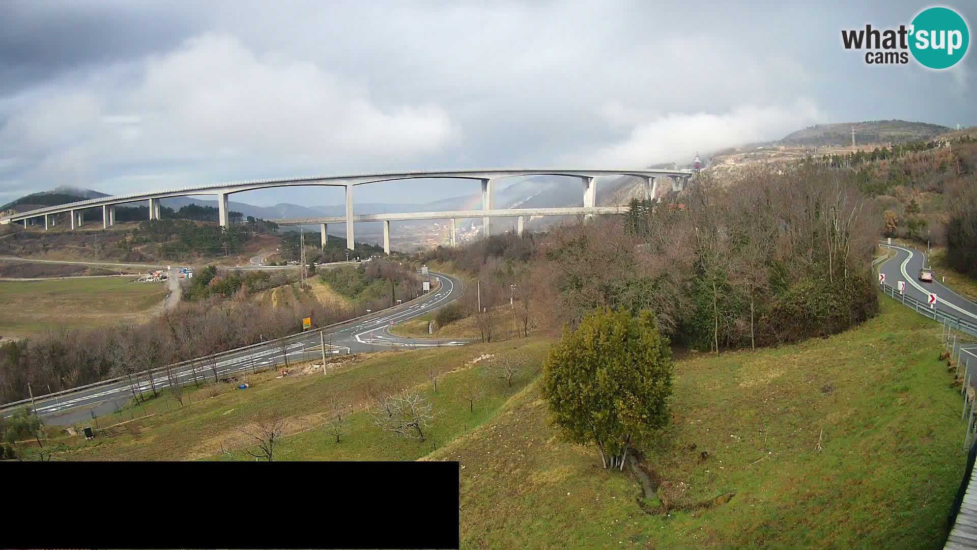 Live cam Črni Kal Viaduc – Viki Burger