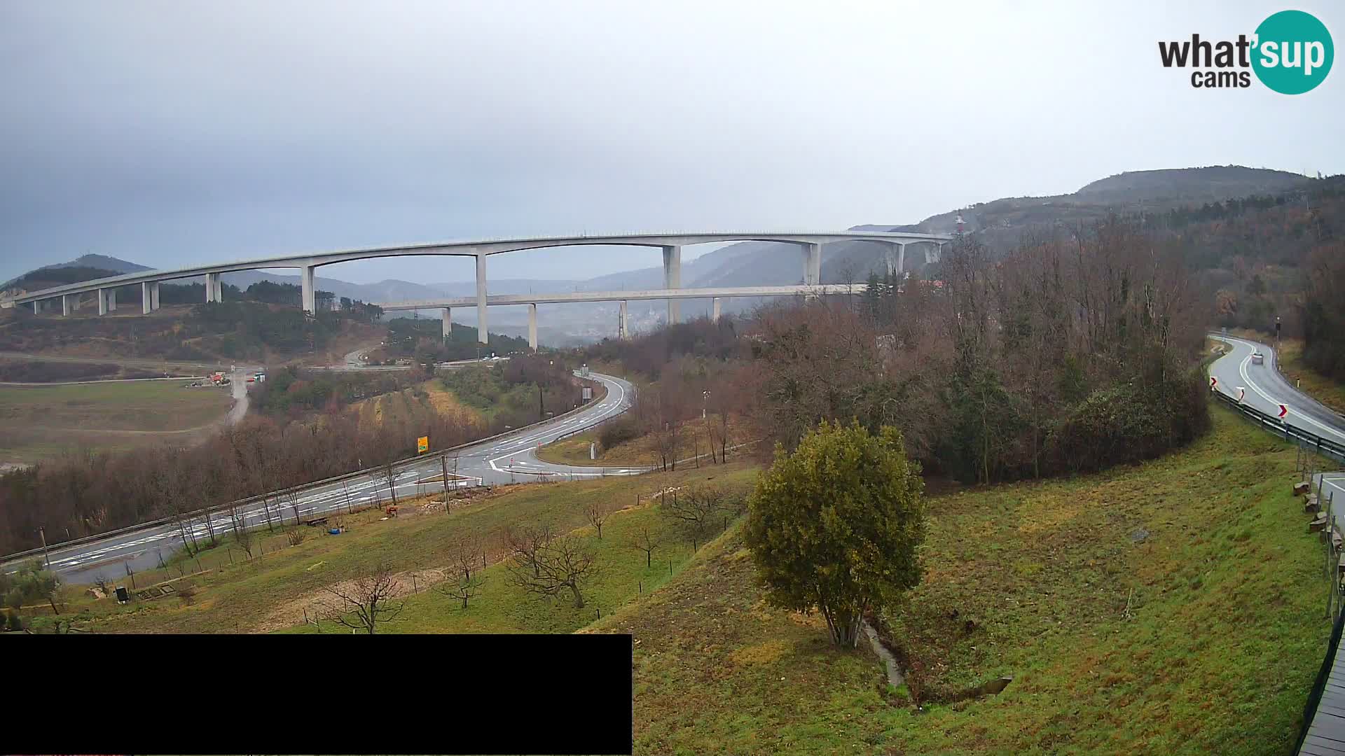 Camera en vivo Črni Kal Viaducto – Viki Burger