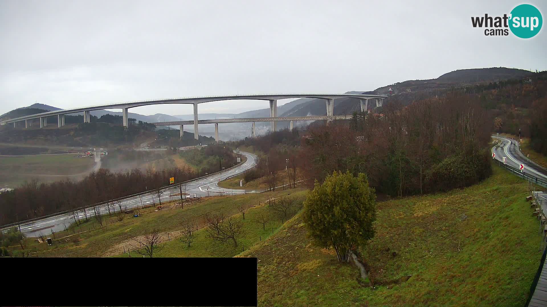 Web kamera Črni Kal Viadukt – pogled sa Viki Burgerja